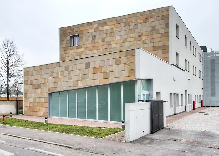 Casa Lucia Valentini Terrani